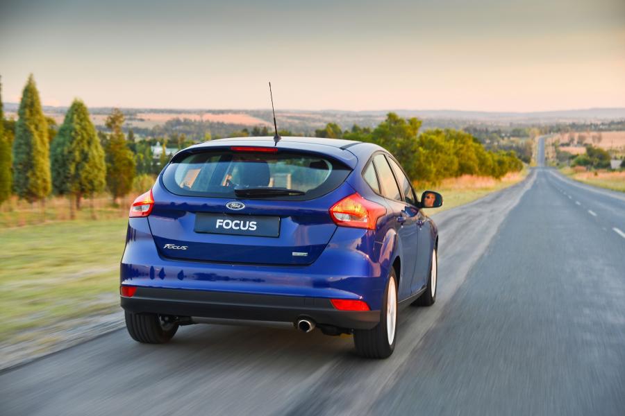  Ford Focus 2015 года  (ZA) (фото 2 из 20)